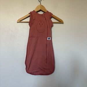 Nested Bean Blush Pink Zen One Gently Weighted Swaddle Small 3-6 months